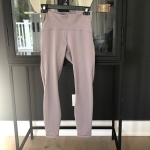 Lululemon leggings. Perfect condition, worn once.